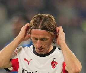 AC米兰1-1亚特兰大，双前锋意甲9轮全无进球，阵容不完整两连平